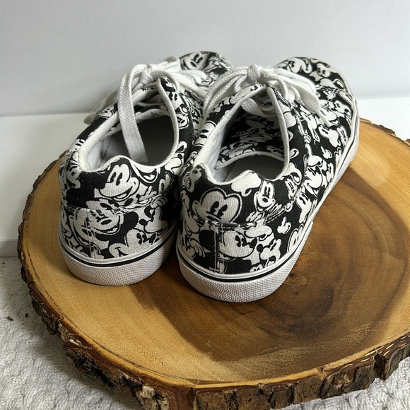 Disney Mickey Mouse Black & White Tennis Shoes Women’s Size 9 - Picture 4 of 7